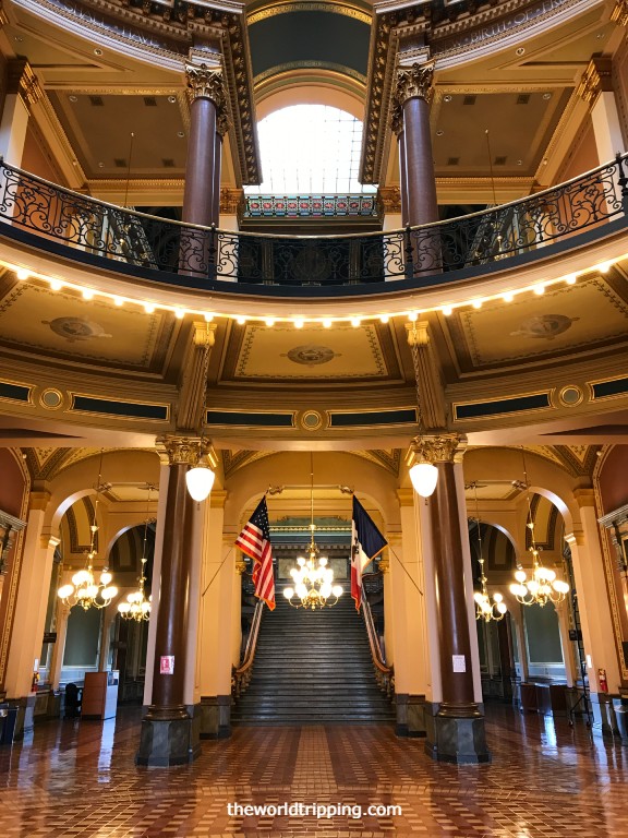 Tall ceilings with huge pillars made up of imported Granite and marbles