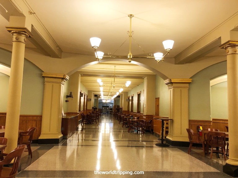 Cafeteria at ground floor