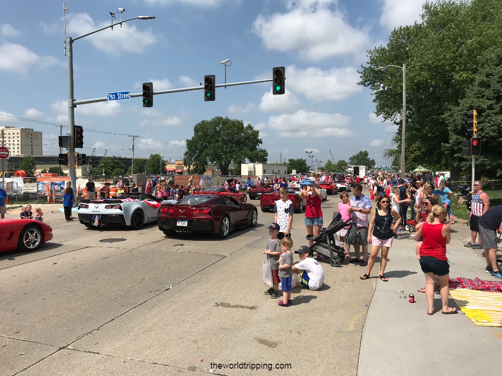 Fourth of July outfits: dressing up for Fourth of July Parade