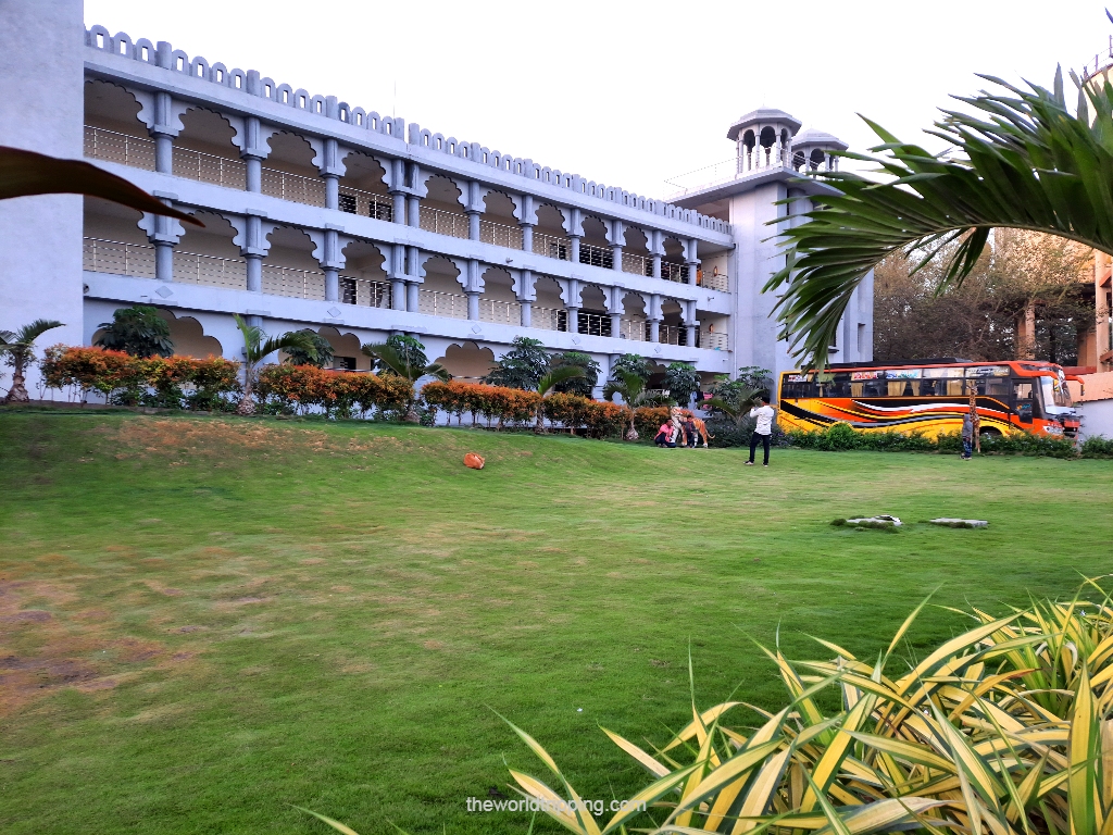 A spacious gated garden and rest area to relax at Tulja Bhavani Bhakt Niwas