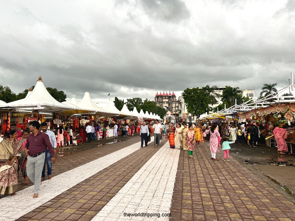 Shops at the entrance gate of Siddheshwar Temple